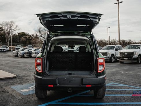 Used 2023 Ford Bronco Sport Badlands image 9