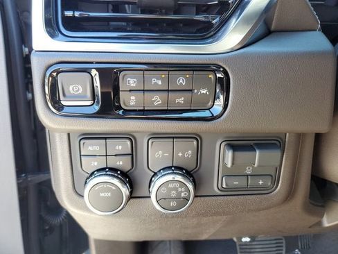 New 2026 GMC Yukon XL Elevation w/ Elevation Premium Package image 29