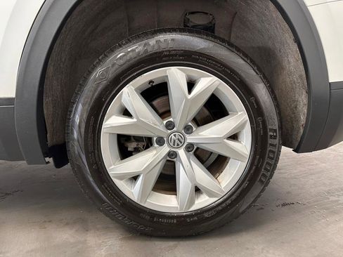 Used 2019 Volkswagen Atlas SE w/ Panoramic Sunroof Package image 18