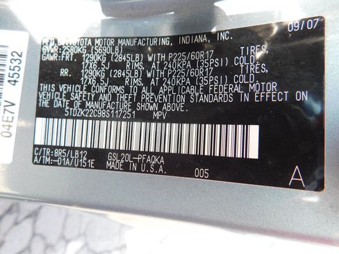 Used 2008 Toyota Sienna XLE Limited FWD image 17