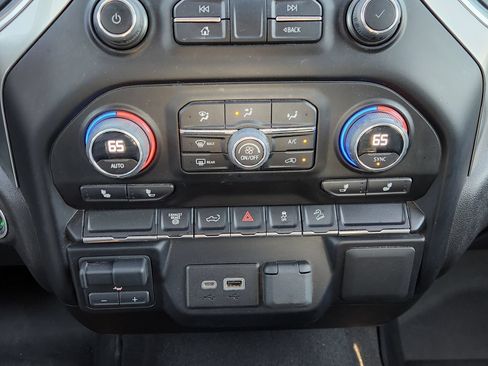 Used 2023 Chevrolet Silverado 2500 LT w/ Convenience Package AWD/4WD image 22