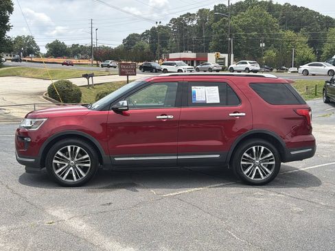 Used 2018 Ford Explorer Platinum AWD/4WD image 4