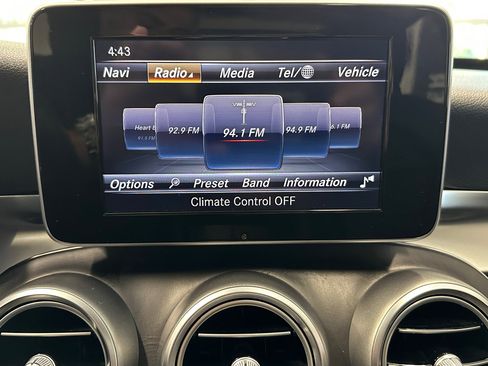 Used 2017 Mercedes-Benz C 300 Luxury image 42