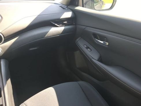 Used 2022 Nissan Sentra SV w/ All-Weather Package FWD image 15