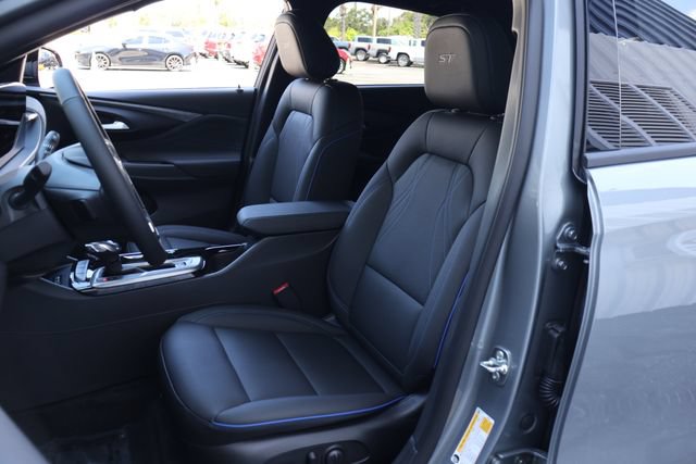New 2026 Buick Envista Sport Touring w/ Convenience I Package FWD image 13