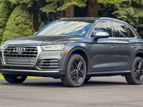 Used 2018 Audi SQ5 Prestige AWD/4WD image 9