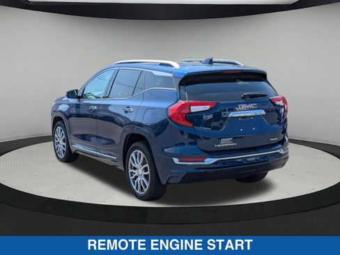 Used 2022 GMC Terrain Denali w/ LPO, Floor Liner Package AWD/4WD image 6