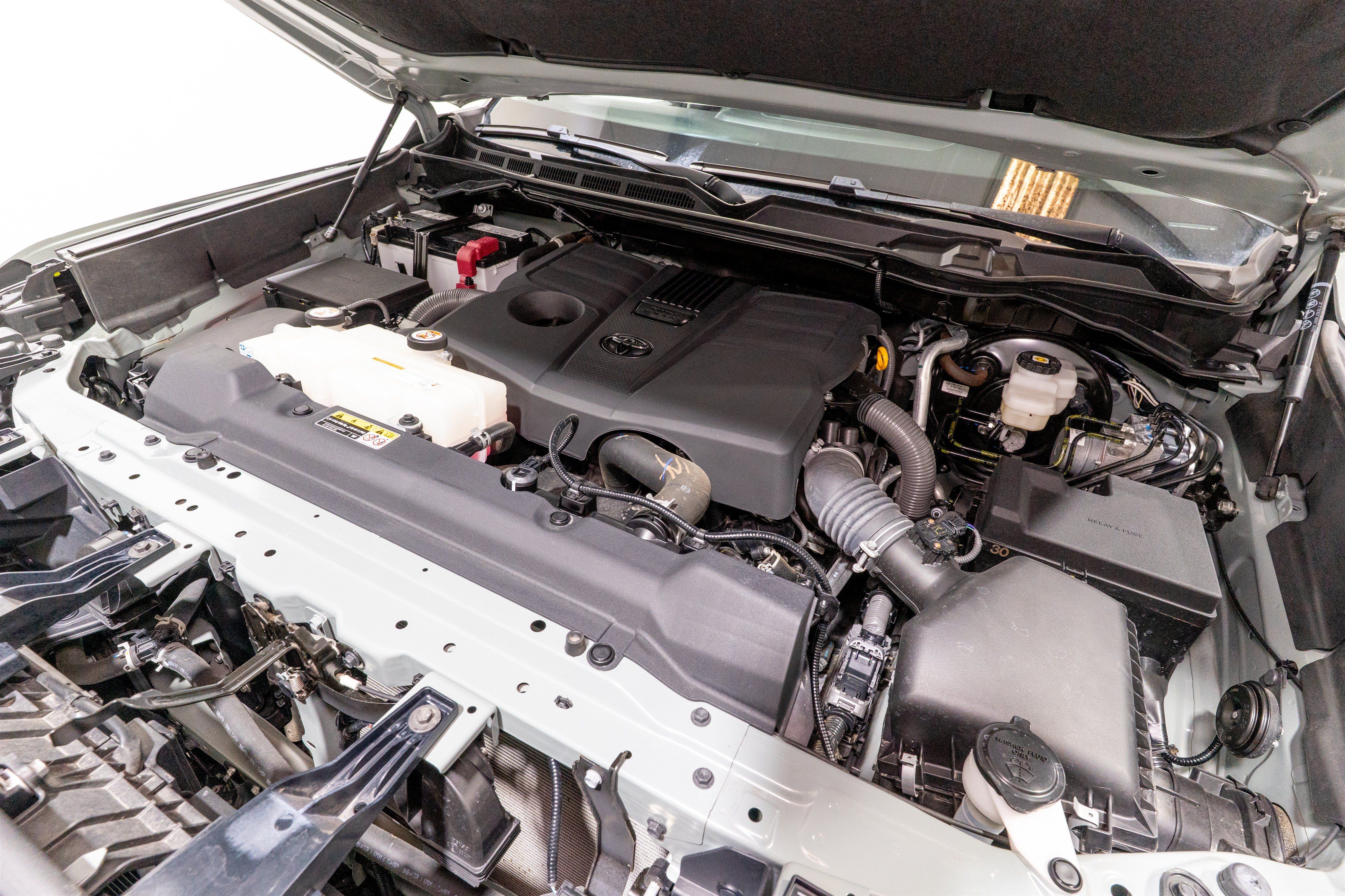 Used 2024 Toyota Tundra SR5 w/ SR5 Premium Package AWD/4WD image 32