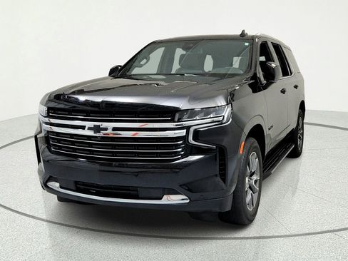 Certified 2023 Chevrolet Tahoe LT w/ Luxury Package AWD/4WD image 8