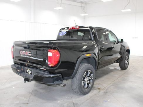 Used 2024 GMC Canyon AT4 AWD/4WD image 9