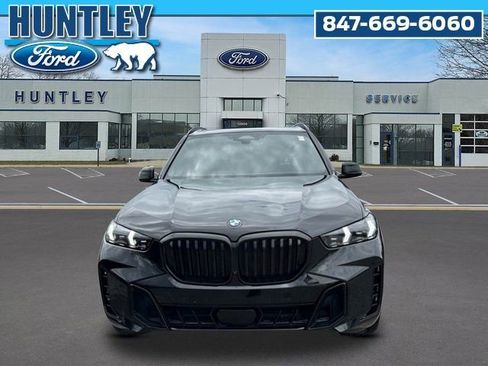 Used 2024 BMW X5 xDrive40i AWD/4WD image 3