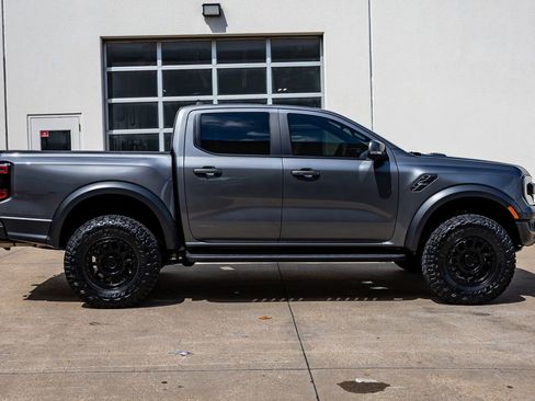 Used 2025 Ford Ranger Raptor AWD/4WD image 11