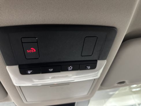 Used 2025 Nissan Rogue SV image 26