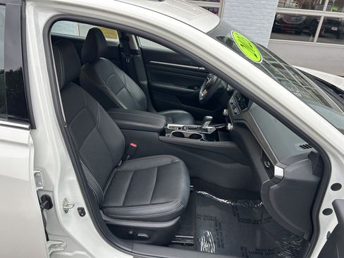 Used 2023 Nissan Altima 2.5 SL AWD/4WD image 15