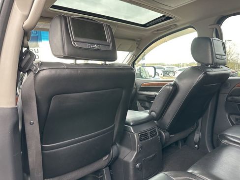 Used 2014 Nissan Armada 4WD image 42