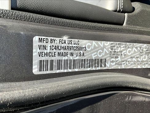 New 2026 Jeep Grand Cherokee Altitude AWD/4WD image 21