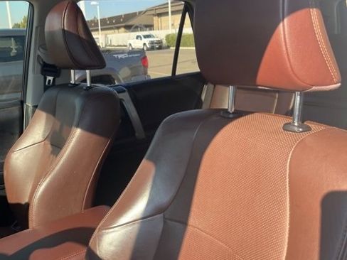 Used 2017 Toyota 4Runner Limited image 13