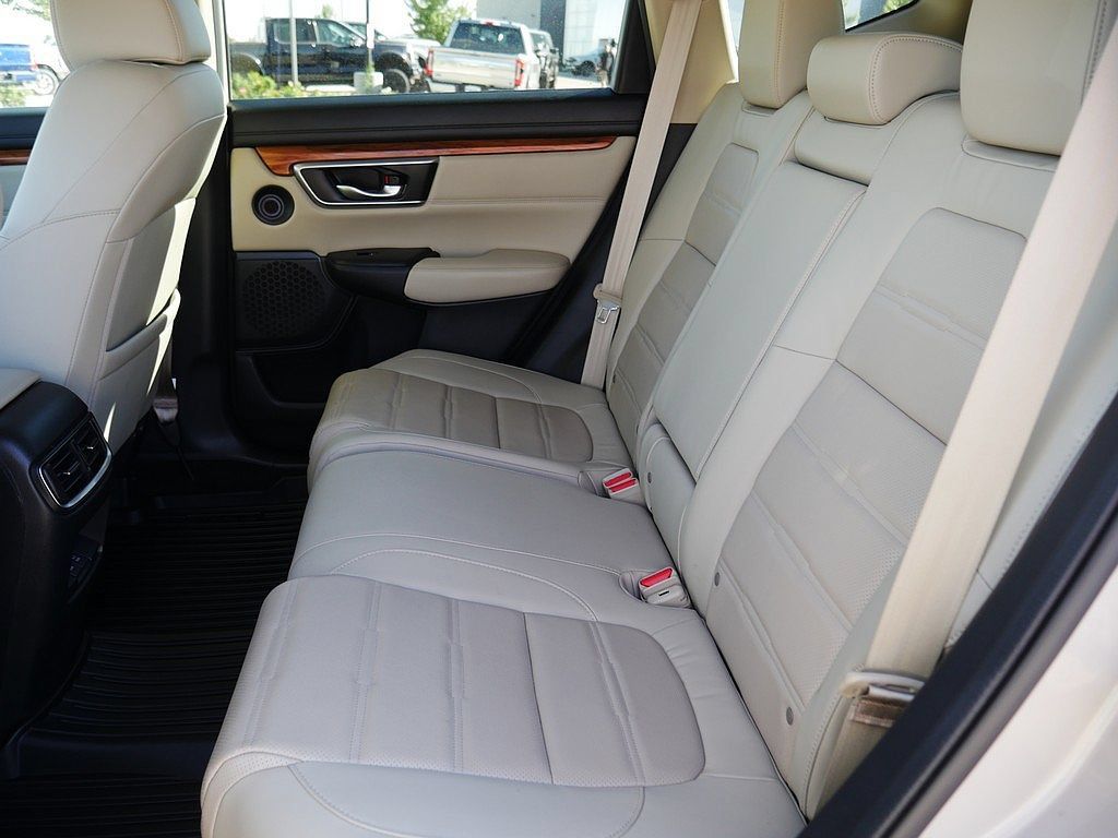 Used 2019 Honda CR-V Touring image 16