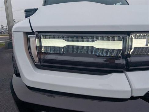 New 2026 GMC Hummer EV 4x4 Crew Cab image 10