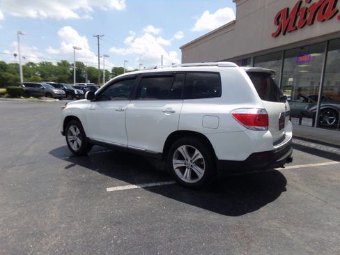 Used 2011 Toyota Highlander Limited w/ Tow Pkg AWD/4WD image 60