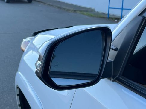 Used 2023 Toyota 4Runner SR5 Premium image 8