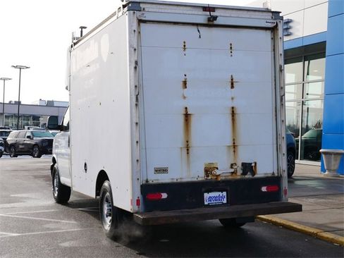 Used 2017 Chevrolet Express 3500 image 6