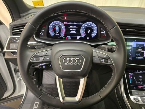 Certified 2025 Audi Q7 3.0T Premium w/ Convenience Package image 19