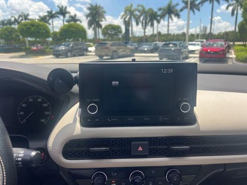 Used 2024 Honda HR-V LX image 31