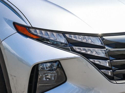 Used 2023 Hyundai Tucson SEL w/ Convenience Package FWD image 17