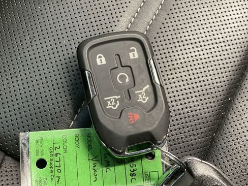 Used 2017 GMC Yukon Denali image 27