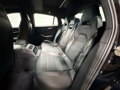 Certified 2025 Porsche Panamera 4 AWD/4WD image 21
