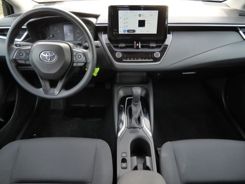 Certified 2024 Toyota Corolla LE image 11