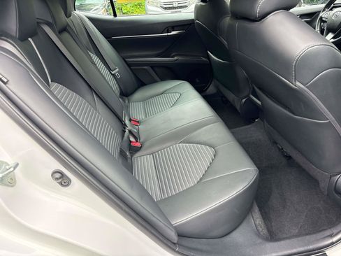 Used 2023 Toyota Camry SE FWD image 16