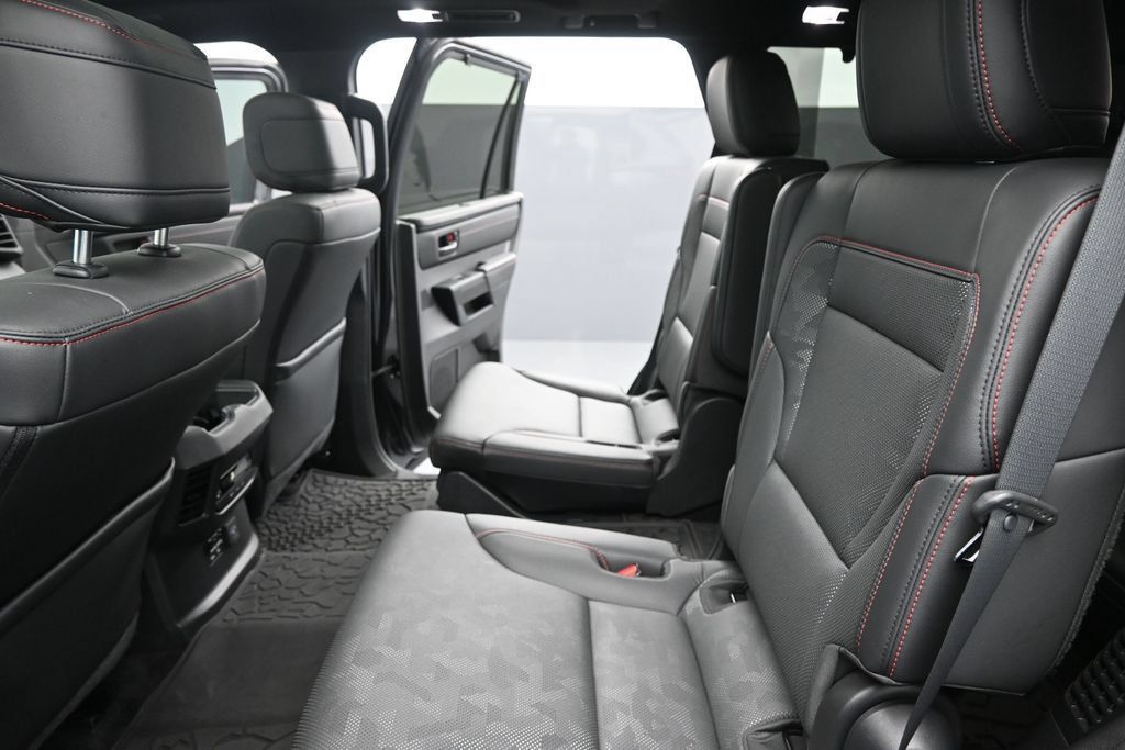 Used 2024 Toyota Sequoia TRD Pro AWD/4WD image 19