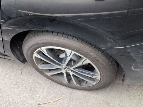 Used 2023 Volkswagen Jetta Sport image 9