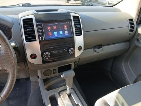 Used 2019 Nissan Frontier S image 19