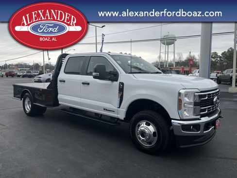 New 2026 Ford F350 XL w/ XL Chrome Package image 3