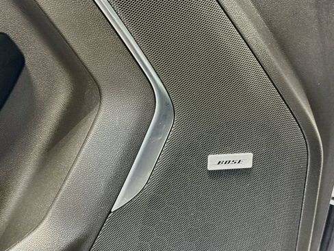 Used 2021 GMC Yukon AT4 w/ Technology Package AWD/4WD image 18