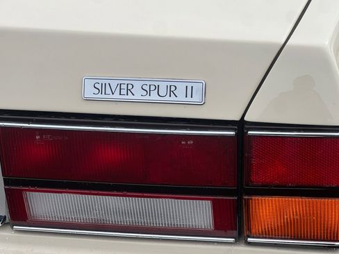 Used 1993 Rolls-Royce Silver Spur image 21