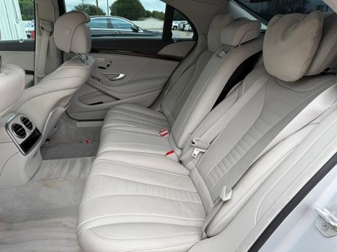 Used 2016 Mercedes-Benz S 550 Sedan image 19