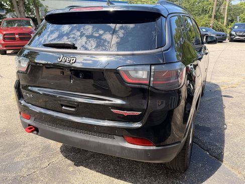 Used 2022 Jeep Compass Trailhawk w/ Trailhawk Elite Group AWD/4WD image 7