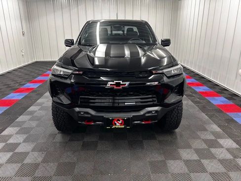 Used 2024 Chevrolet Colorado ZR2 w/ ZR2 Convenience Package III image 7