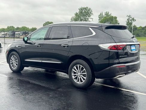 Used 2024 Buick Enclave Premium FWD image 13