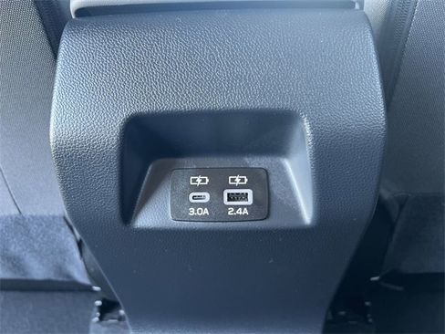 Used 2025 Subaru Crosstrek 2.0i Premium w/ Convenience Package #2 image 28