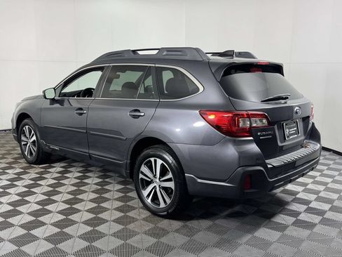 Used 2019 Subaru Outback 2.5i Limited AWD/4WD image 8