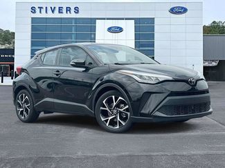 Used 2022 Toyota C-HR XLE FWD video 1