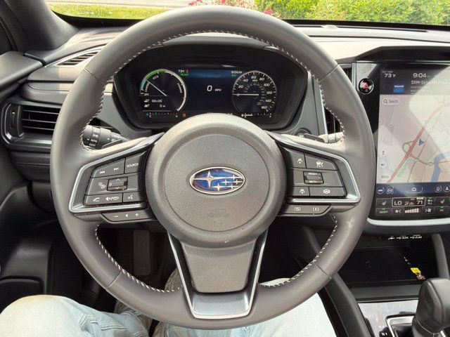 Used 2025 Subaru Forester Limited AWD/4WD image 30