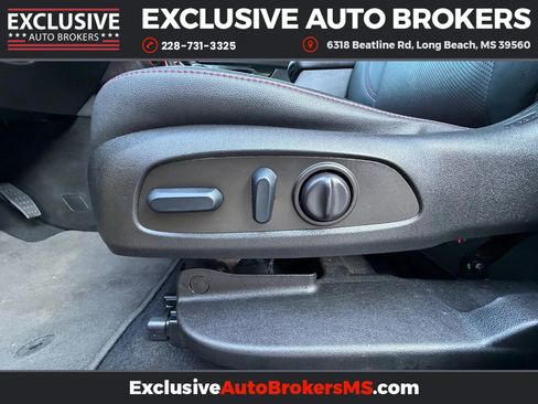 Used 2022 Chevrolet Blazer RS w/ Enhanced Convenience Package image 14