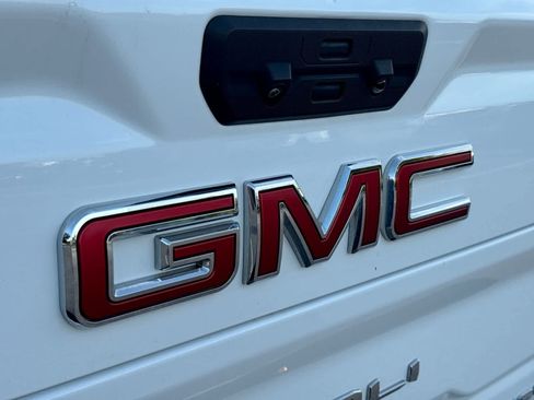 Used 2025 GMC Sierra 3500 Denali w/ Denali Reserve Package AWD/4WD image 18