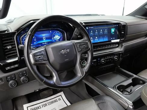 Used 2024 Chevrolet Silverado 2500 ZR2 w/ Technology Package AWD/4WD image 13